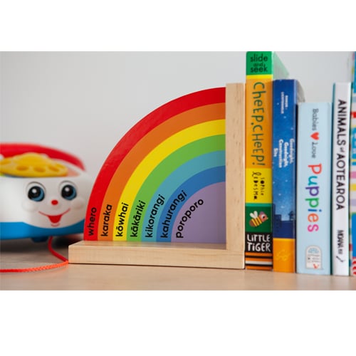 Wooden Te Reo Rainbow Book Ends